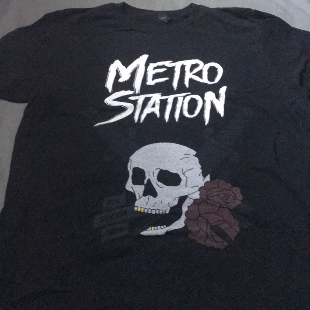 Metro station t shirt
